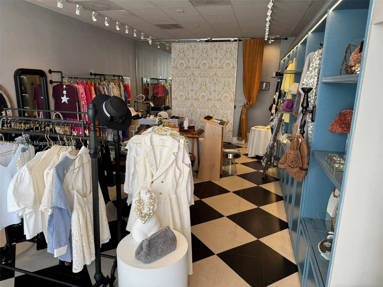 7230 SW 57th Ave, South Miami FL 33143