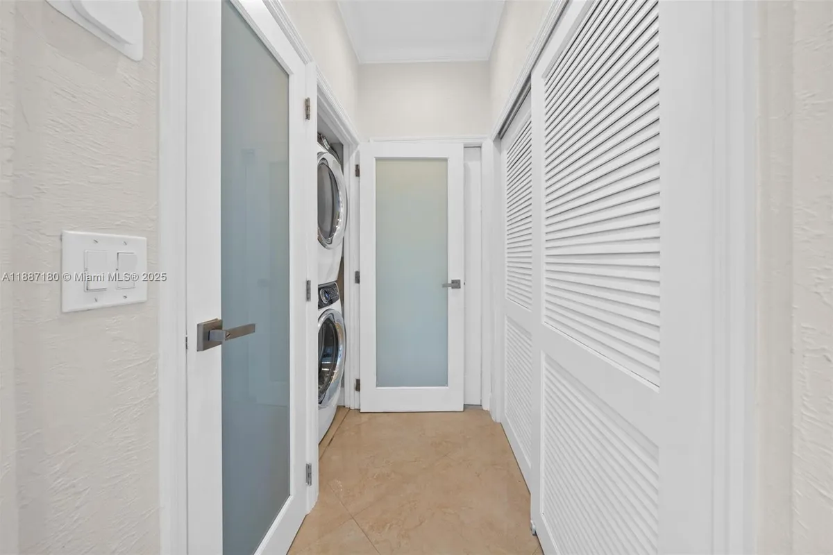 6420 SW 63rd Ter, South Miami FL 33143