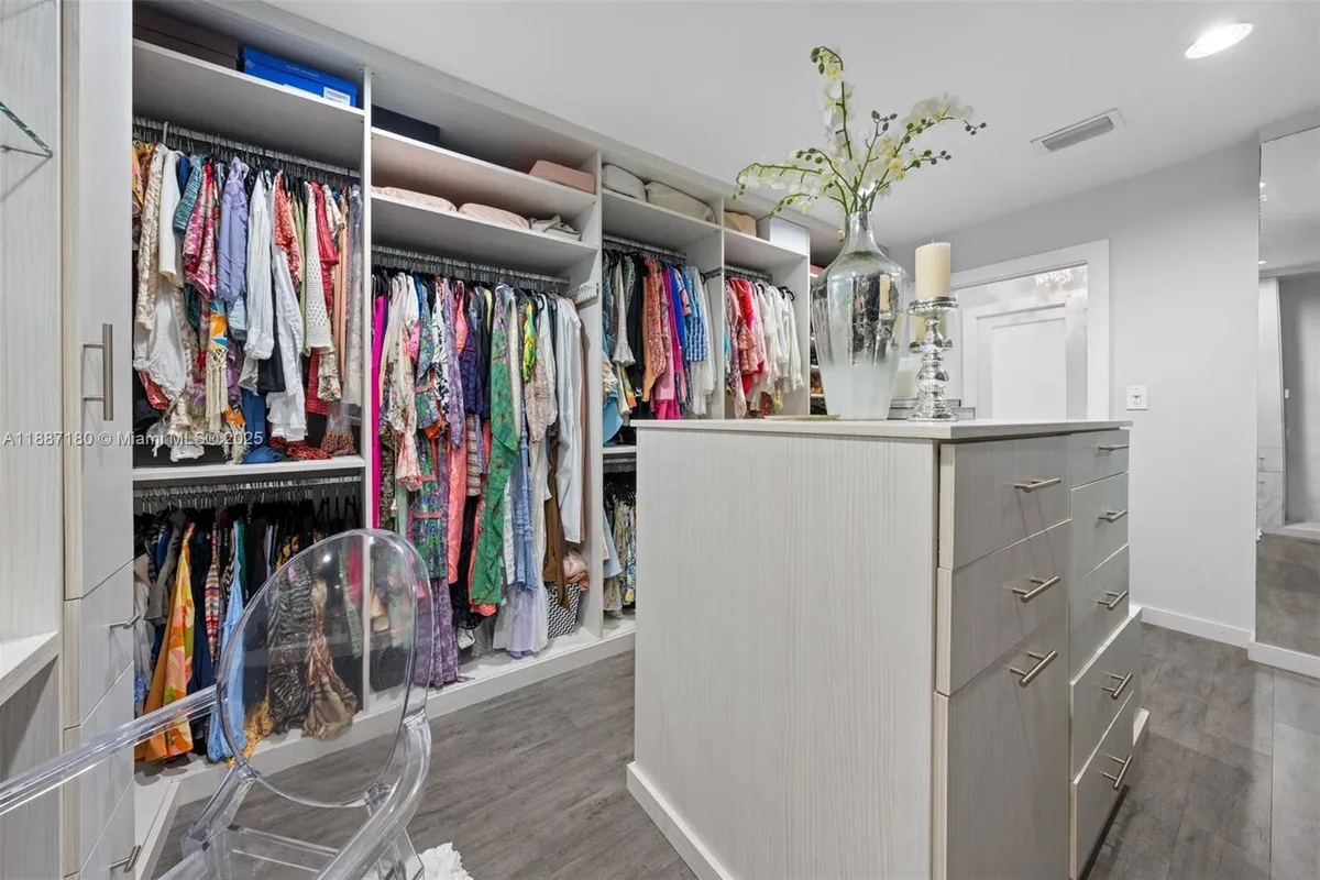 6420 SW 63rd Ter, South Miami FL 33143