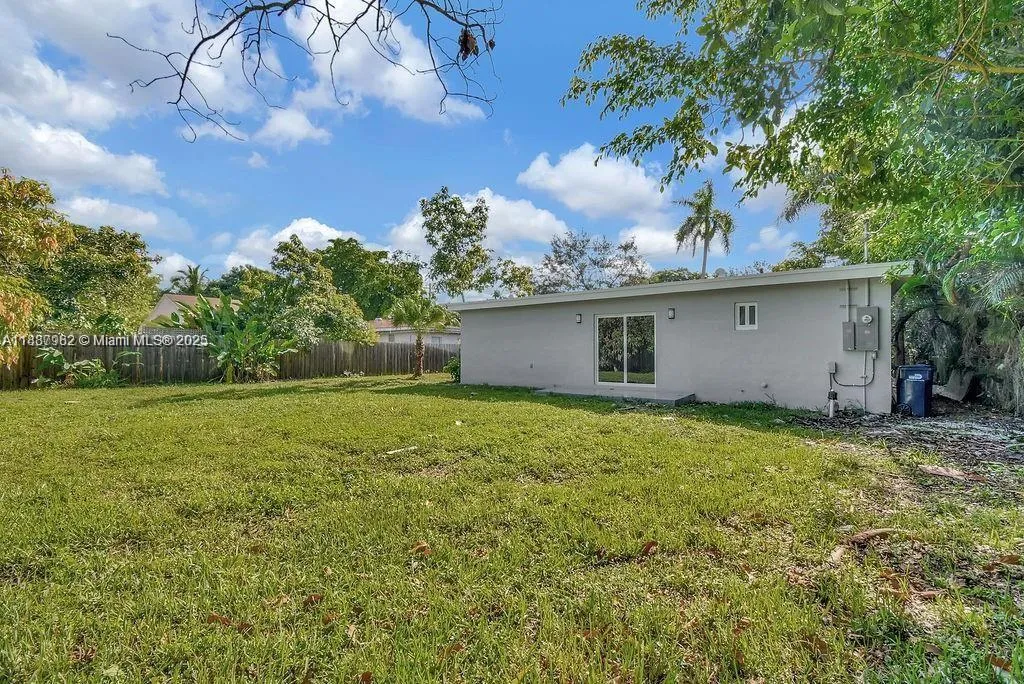 7902 SW 67th Ave, South Miami FL 33143