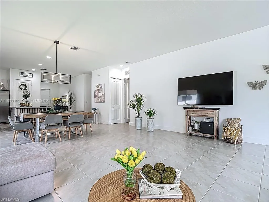 5285 Marano Dr, Ave Maria FL 34142