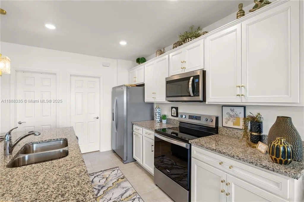 6334 Achievement Ave, Ave Maria FL 34142