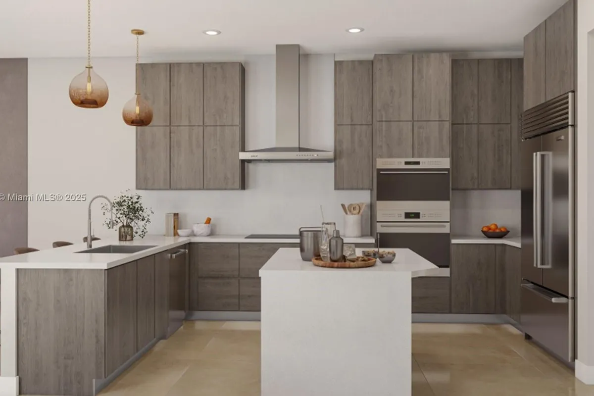 11155 SW 85 CT, Miami FL 33176