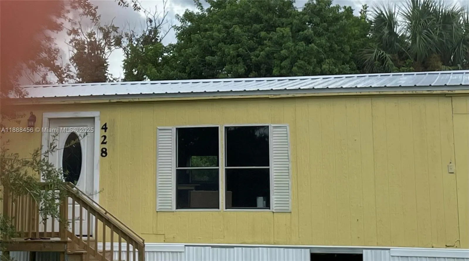 3 bedroom 2 bath for sale at 428 Avenue D, Moore Haven FL 33471