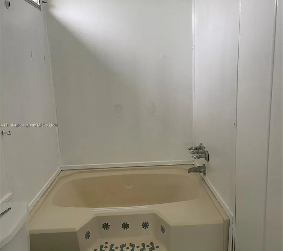 428 Avenue D, Moore Haven FL 33471