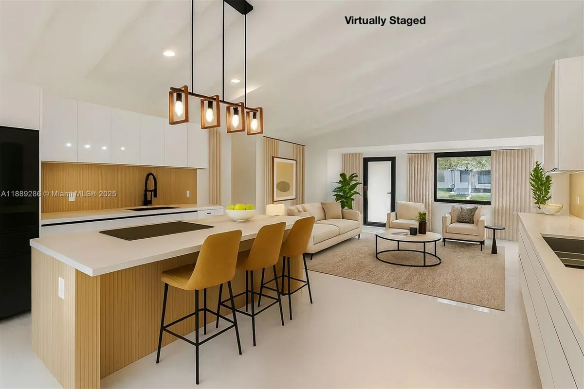 641 Nightingale Ave, Miami Springs FL 33166