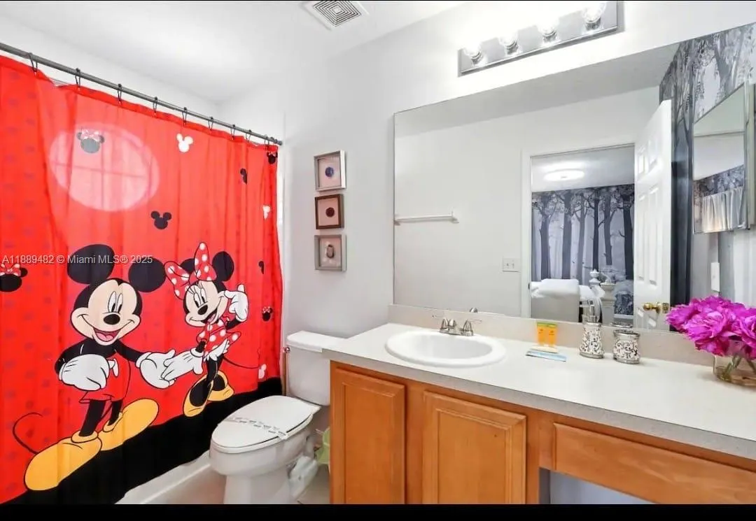 8520 SUNRISE KEY DR, Kissimmee FL 34747