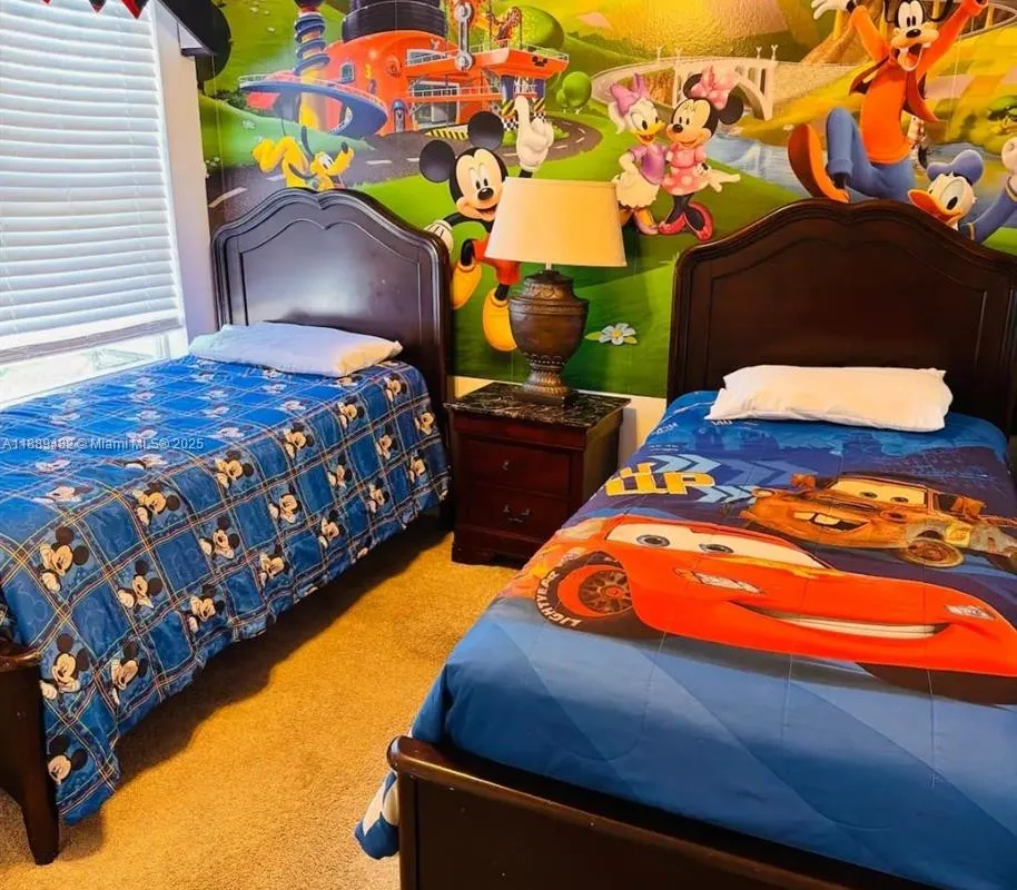 8520 SUNRISE KEY DR, Kissimmee FL 34747