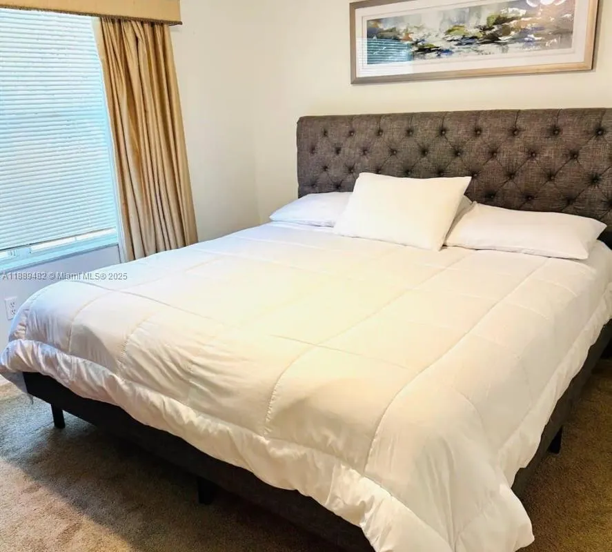 8520 SUNRISE KEY DR, Kissimmee FL 34747