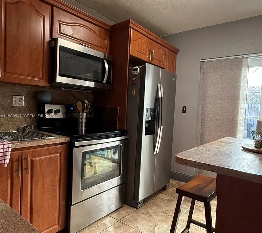 1813 SW 107th Ave # 2408, Miami FL 33165