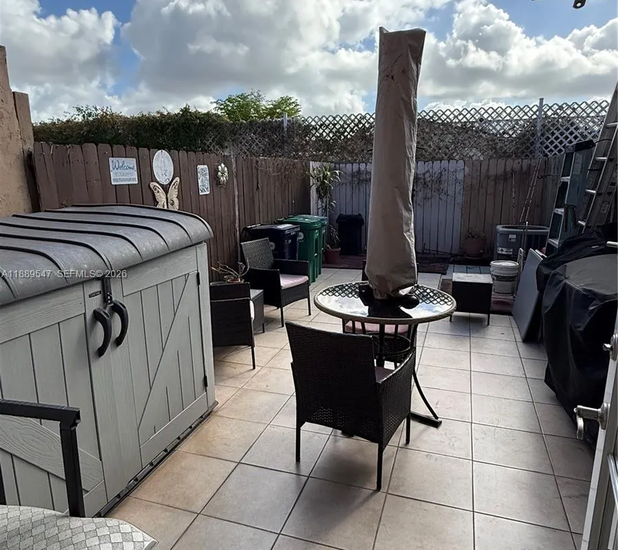 1813 SW 107th Ave # 2408, Miami FL 33165