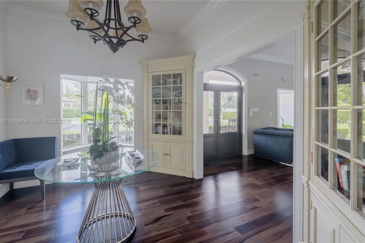 8500 SW 70th St, Miami FL 33143