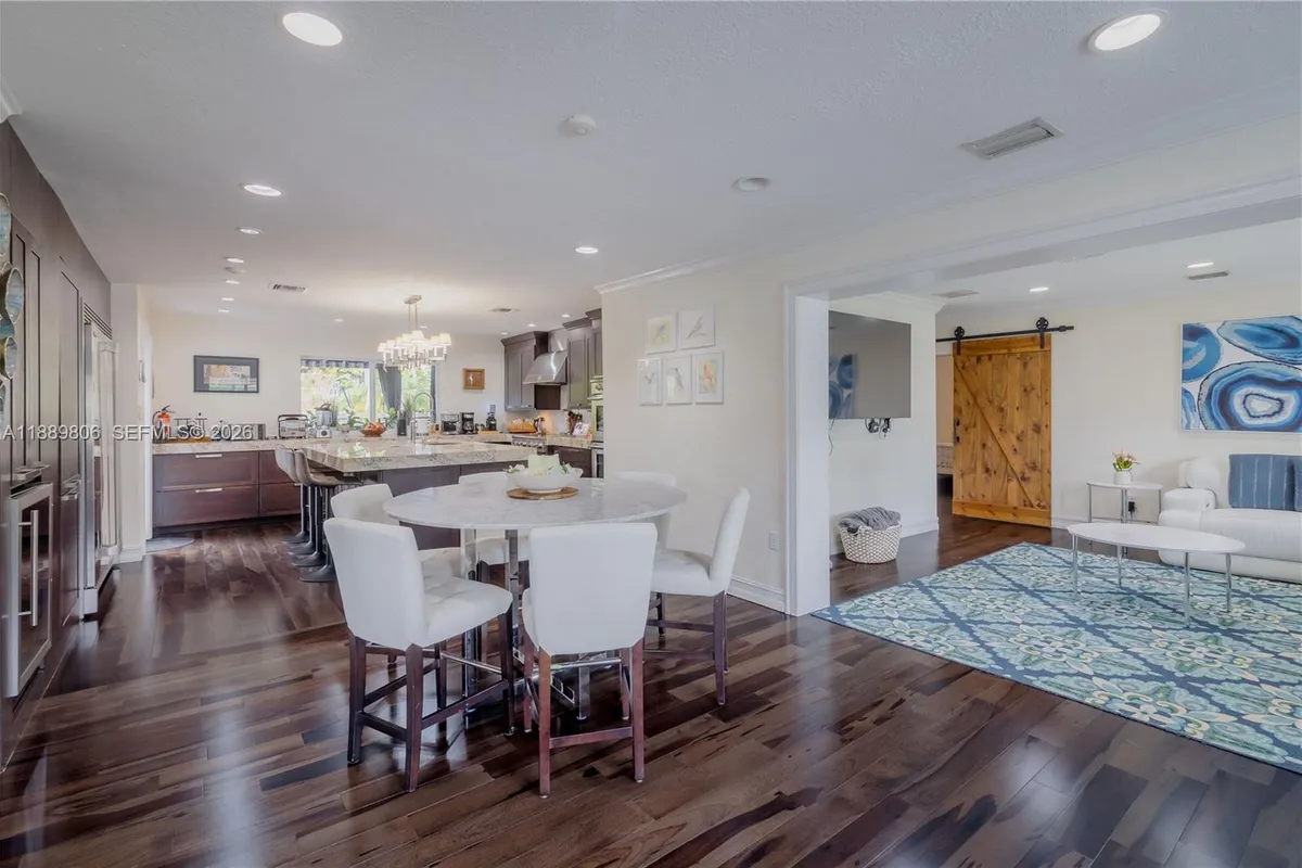 8500 SW 70th St, Miami FL 33143