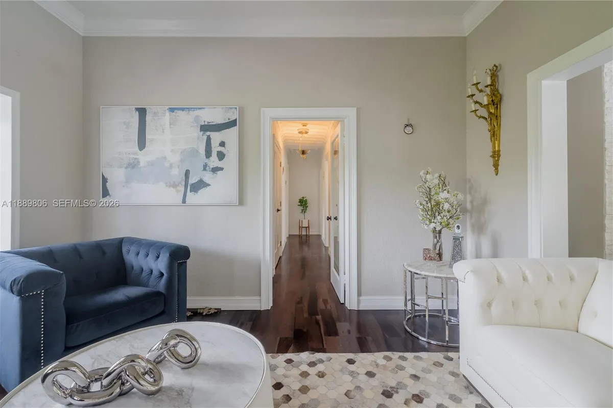 8500 SW 70th St, Miami FL 33143