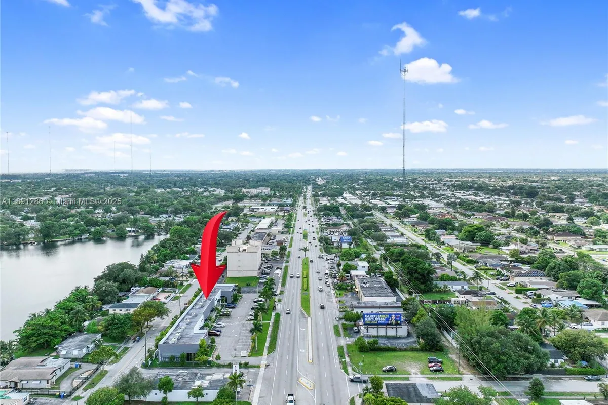 4250 W Hallandale Beach Blvd, Pembroke Park FL 33023