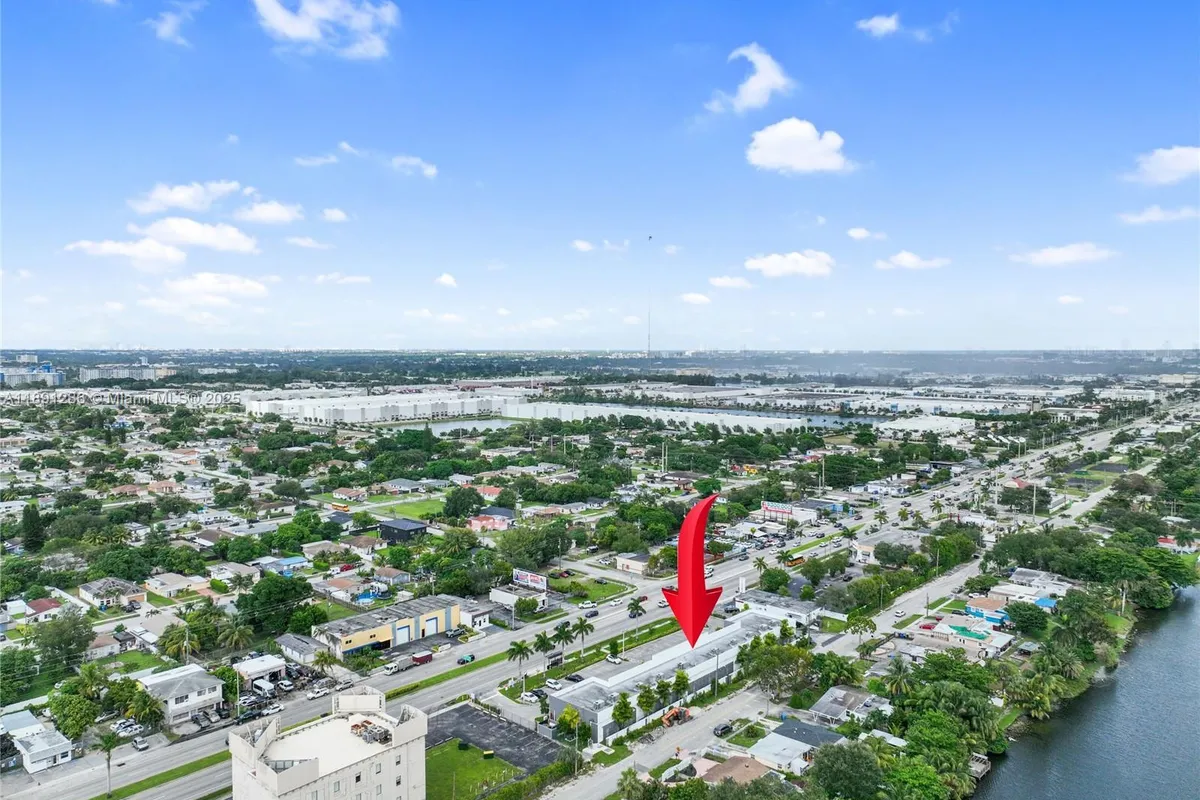 4250 W Hallandale Beach Blvd, Pembroke Park FL 33023