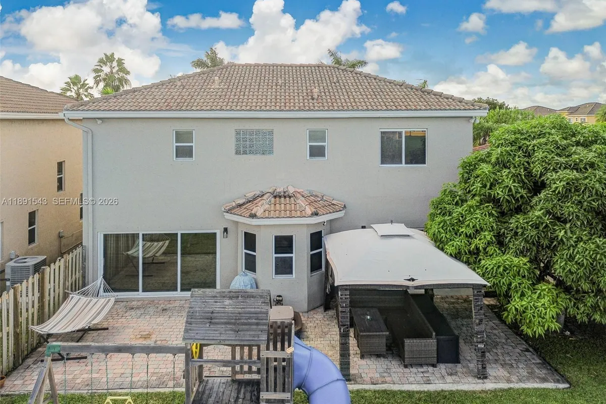 21071 SW 88th Ct, Cutler Bay FL 33189