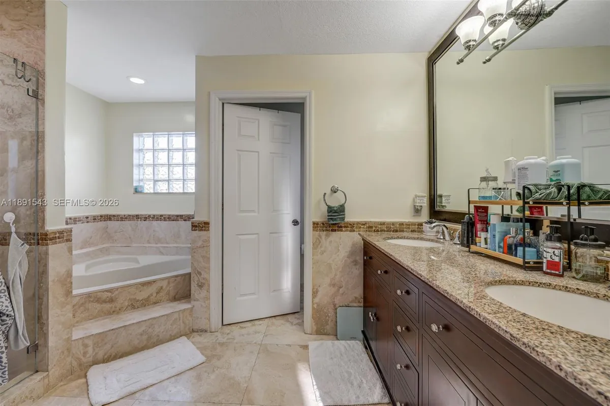 21071 SW 88th Ct, Cutler Bay FL 33189