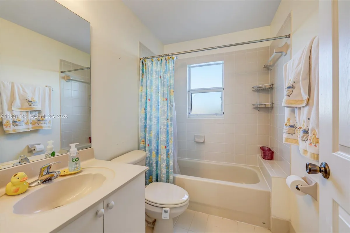 21071 SW 88th Ct, Cutler Bay FL 33189