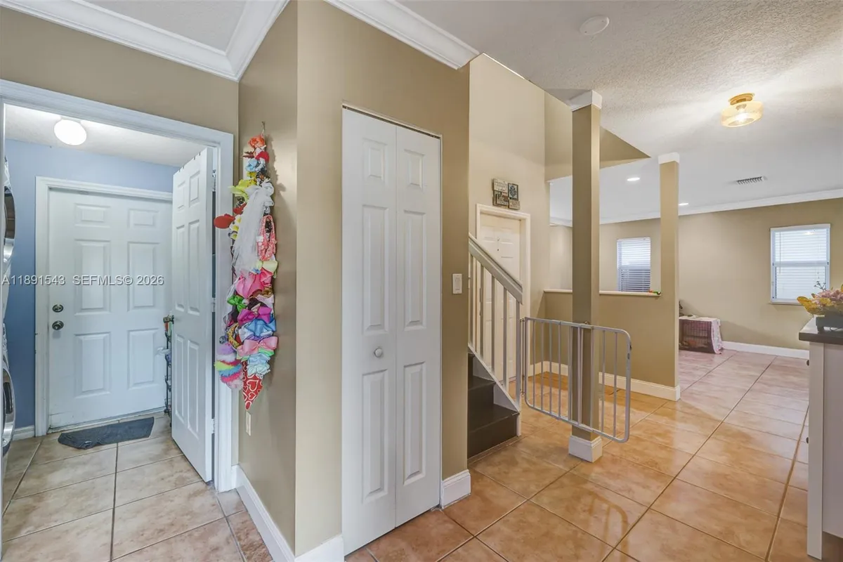 21071 SW 88th Ct, Cutler Bay FL 33189