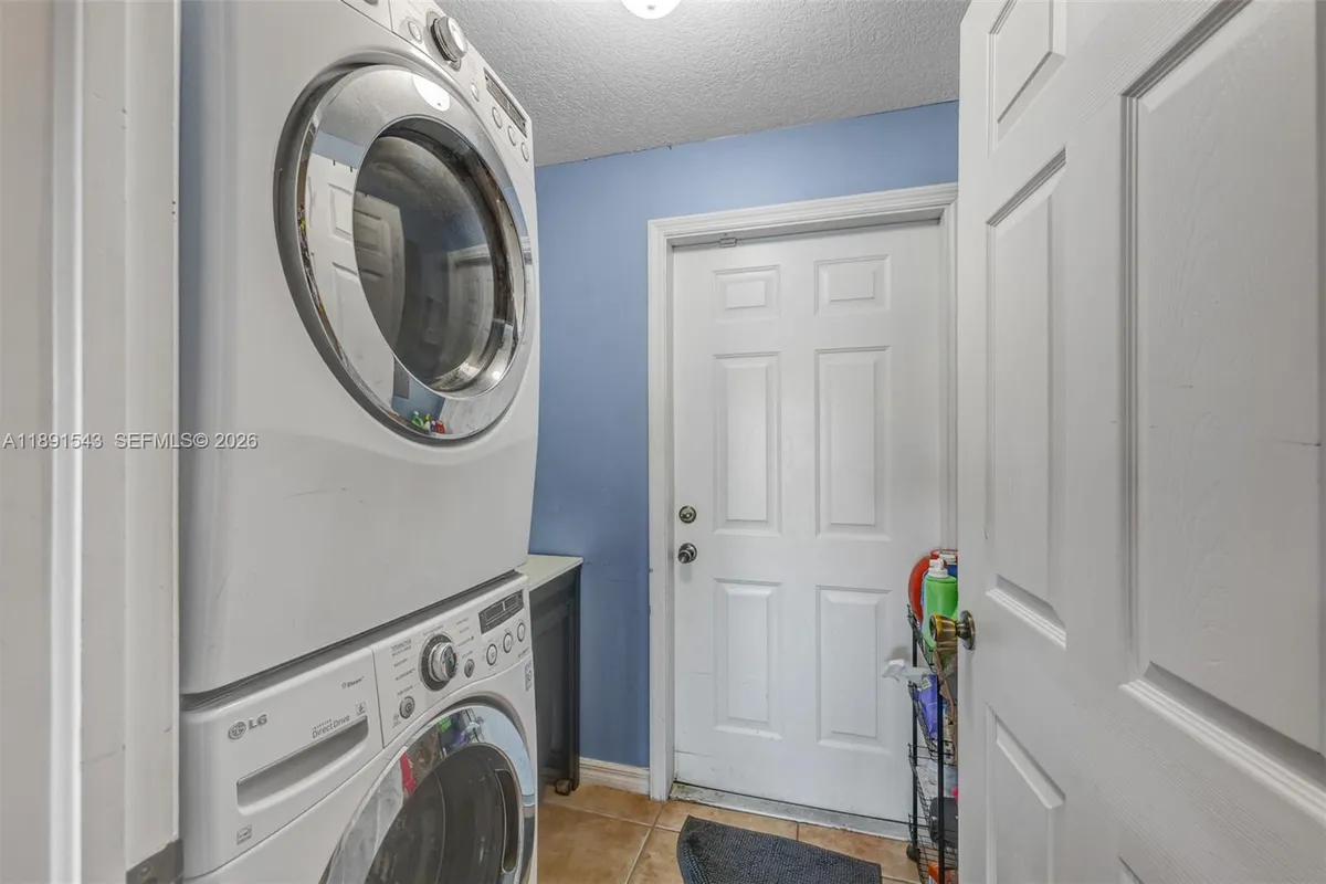 21071 SW 88th Ct, Cutler Bay FL 33189