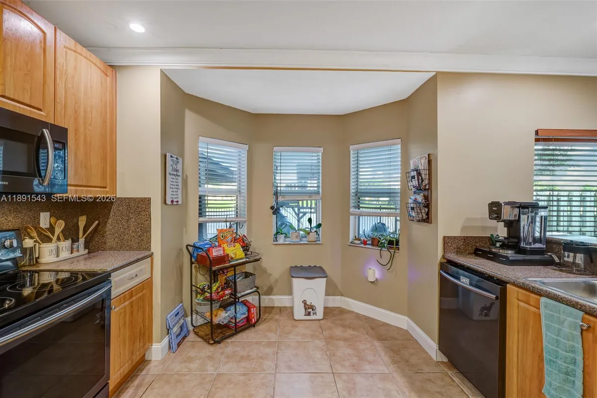 21071 SW 88th Ct, Cutler Bay FL 33189