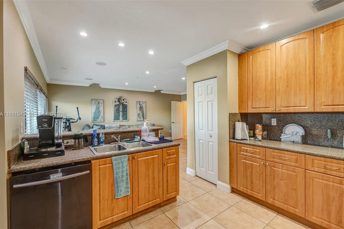 21071 SW 88th Ct, Cutler Bay FL 33189