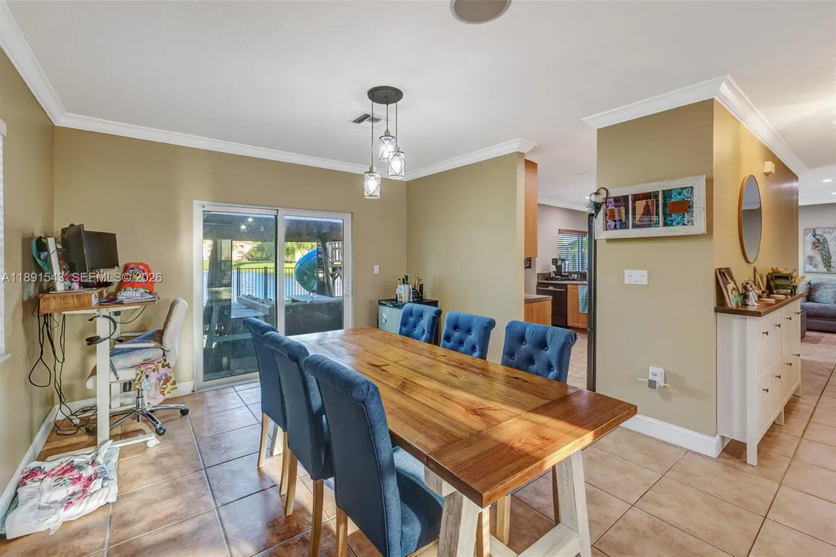 21071 SW 88th Ct, Cutler Bay FL 33189