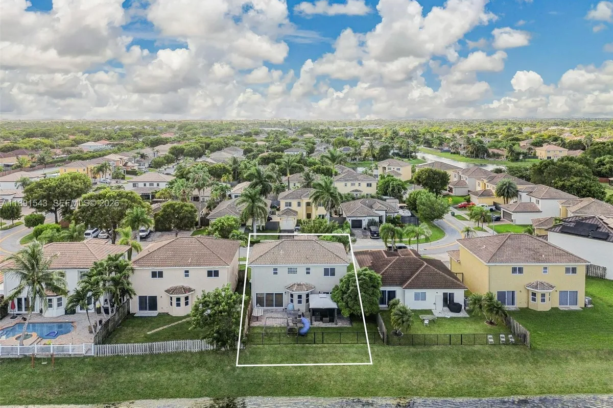 21071 SW 88th Ct, Cutler Bay FL 33189