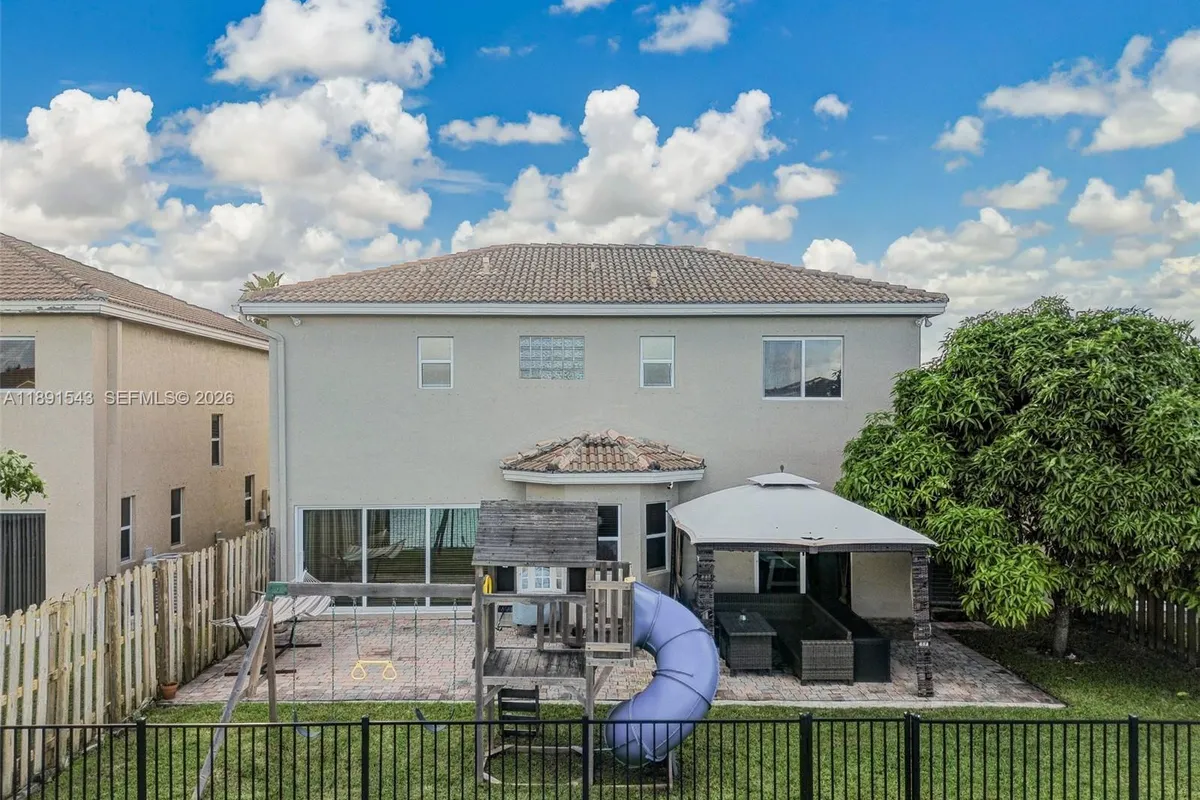 21071 SW 88th Ct, Cutler Bay FL 33189