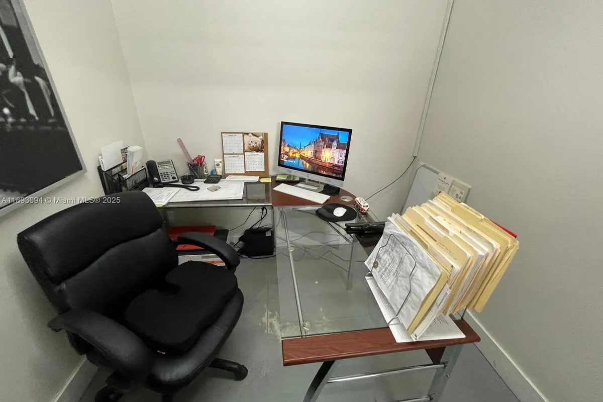 10820 NW 138th St # C, Hialeah Gardens FL 33018