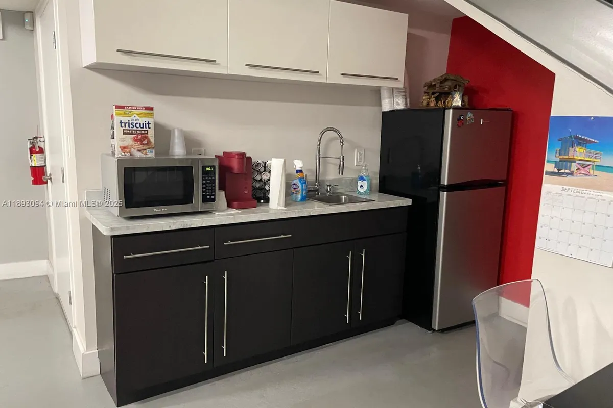 10820 NW 138th St # C, Hialeah Gardens FL 33018