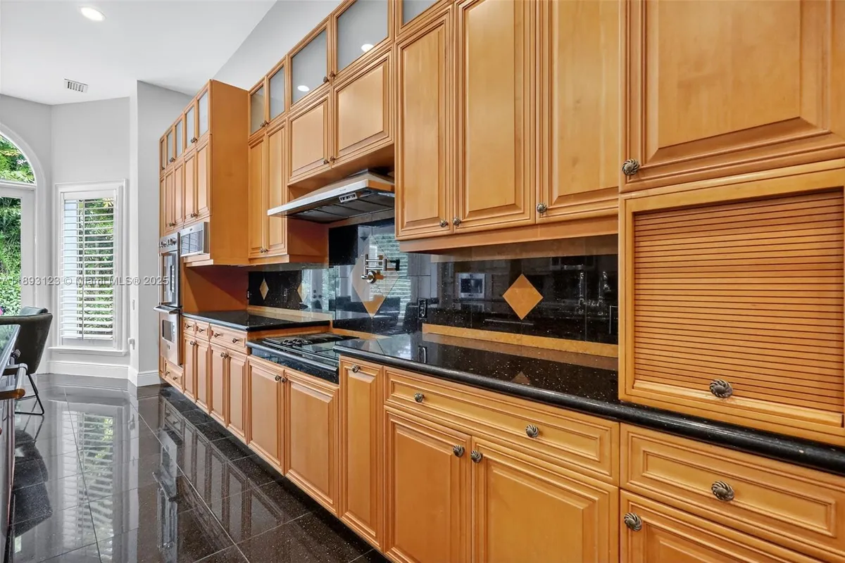 7837 SW 117th St, Pinecrest FL 33156