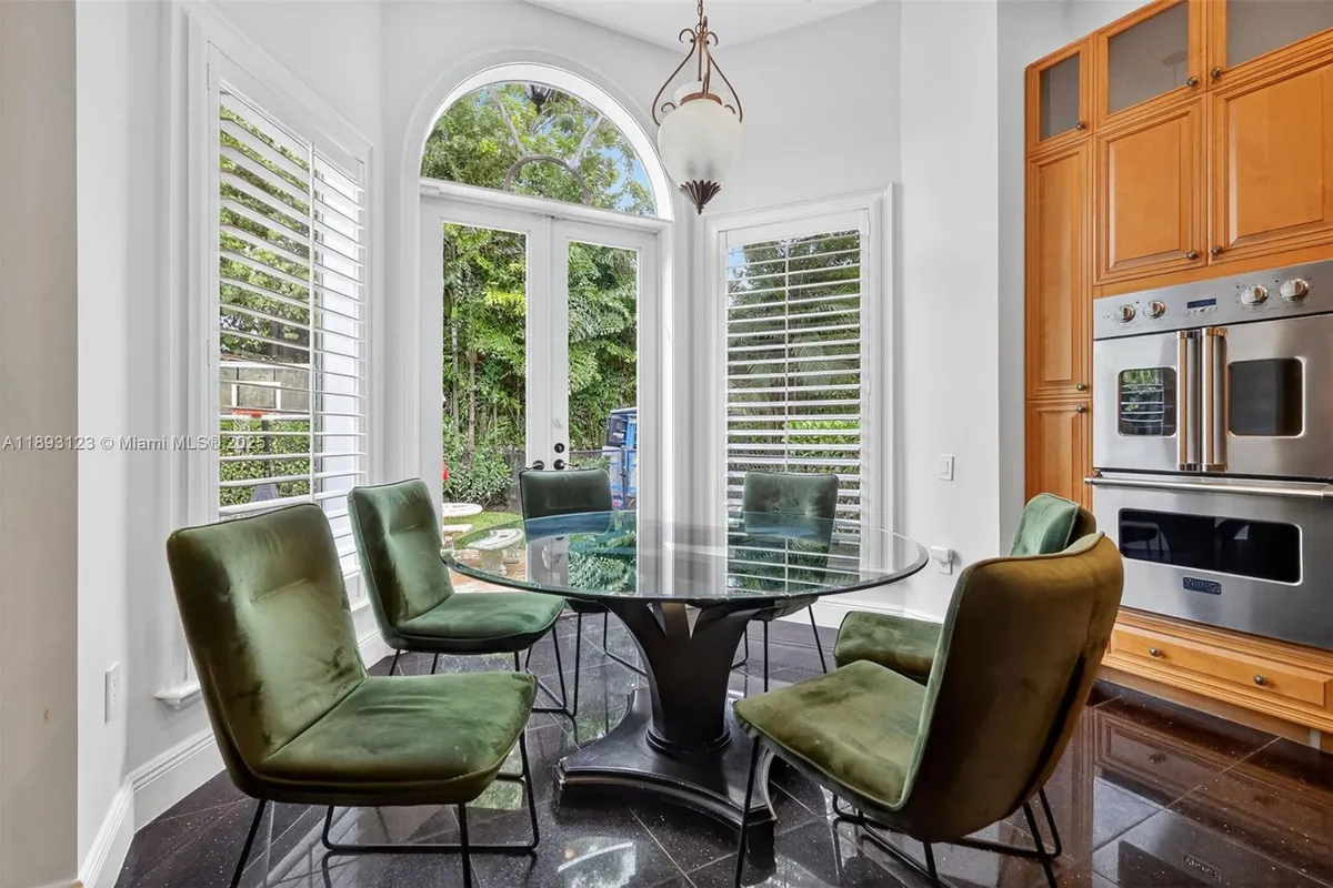 7837 SW 117th St, Pinecrest FL 33156