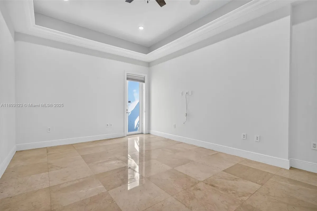 7837 SW 117th St, Pinecrest FL 33156