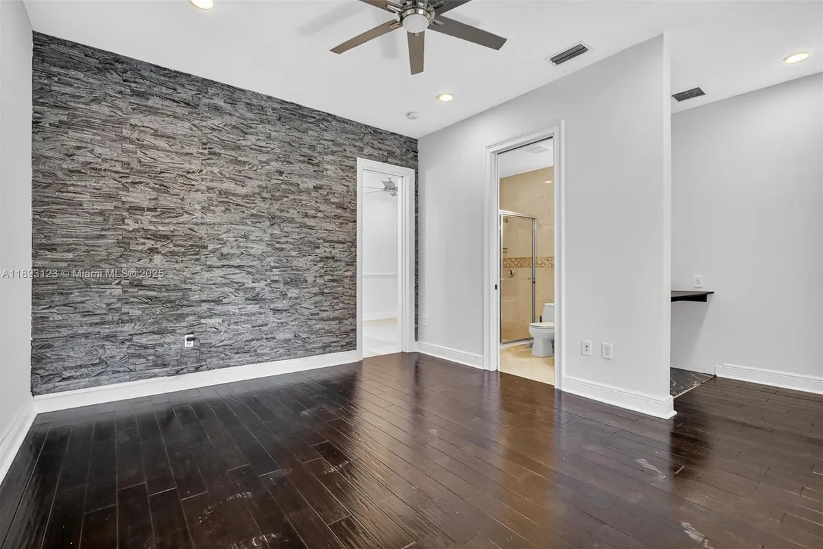 7837 SW 117th St, Pinecrest FL 33156