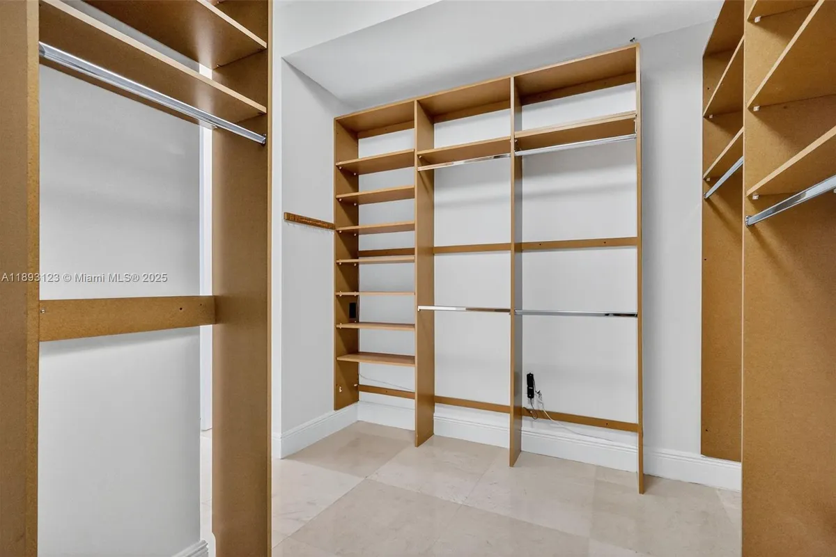 7837 SW 117th St, Pinecrest FL 33156