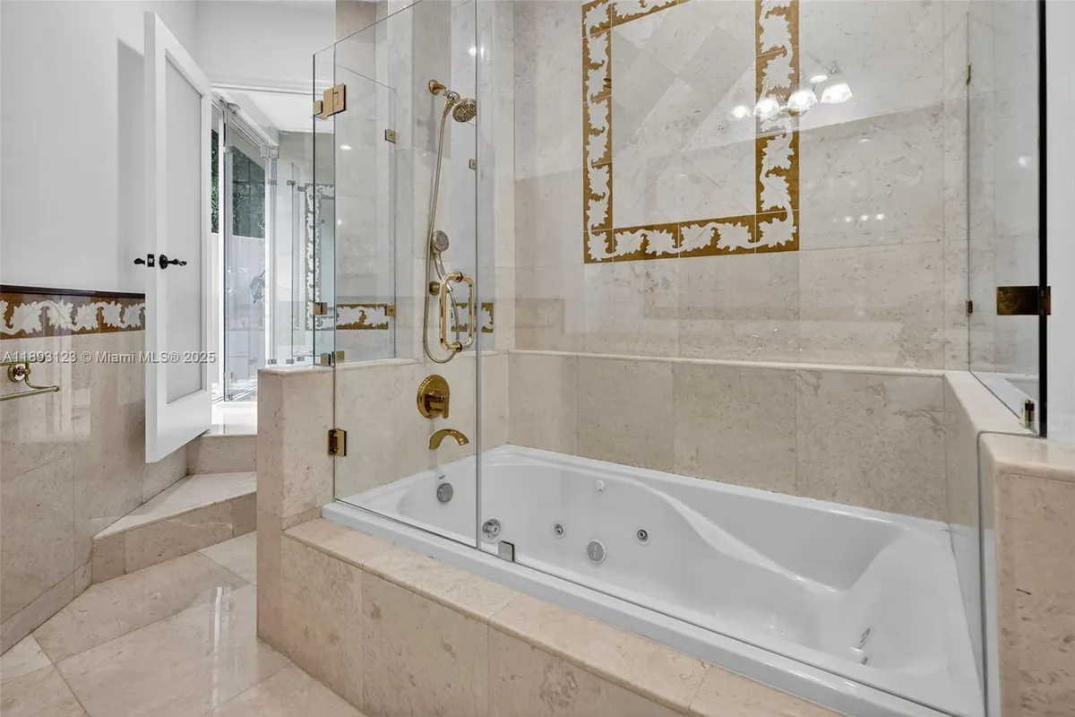 7837 SW 117th St, Pinecrest FL 33156