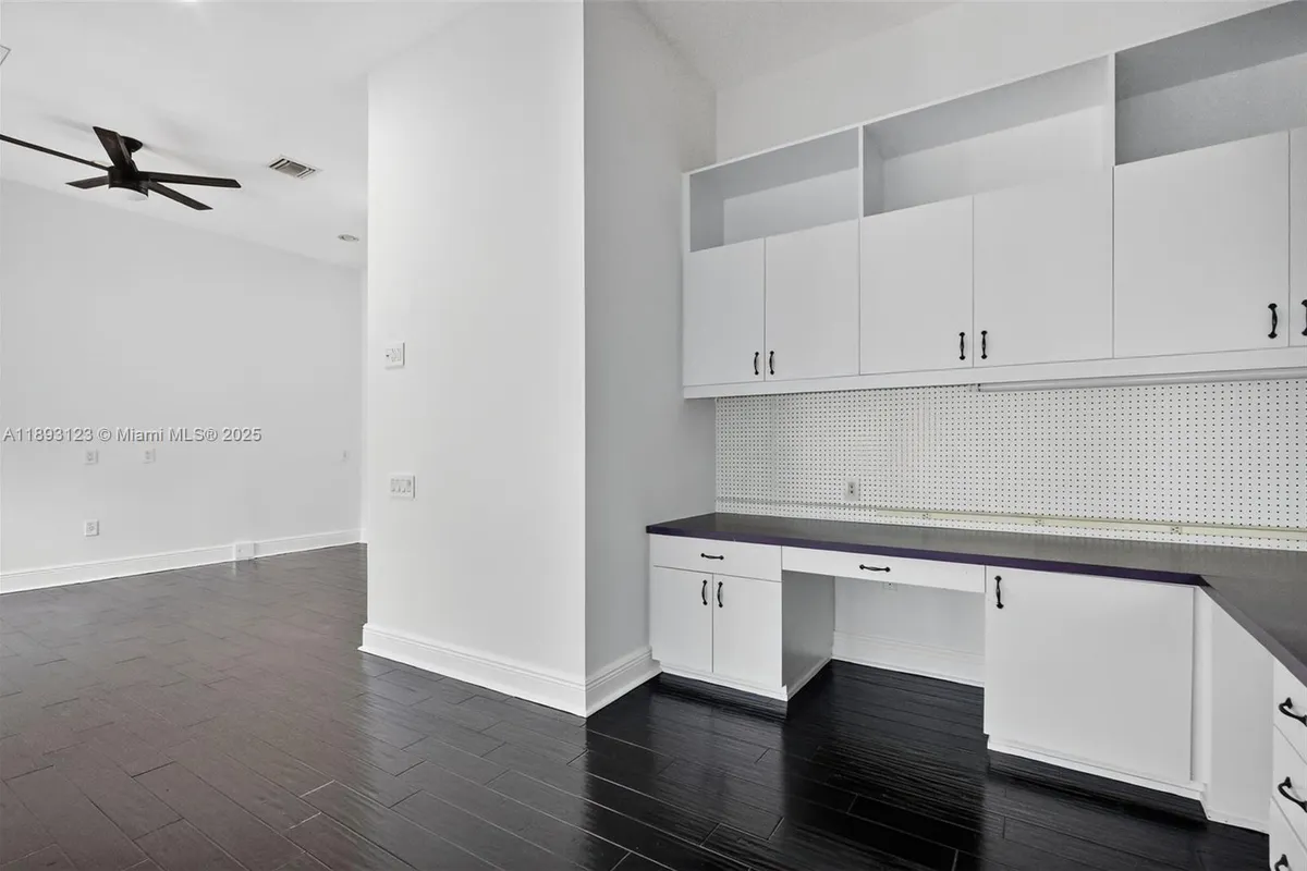 7837 SW 117th St, Pinecrest FL 33156