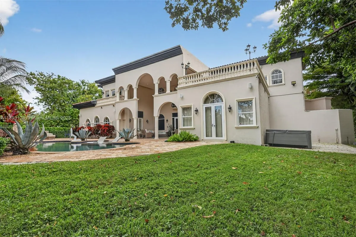 7837 SW 117th St, Pinecrest FL 33156