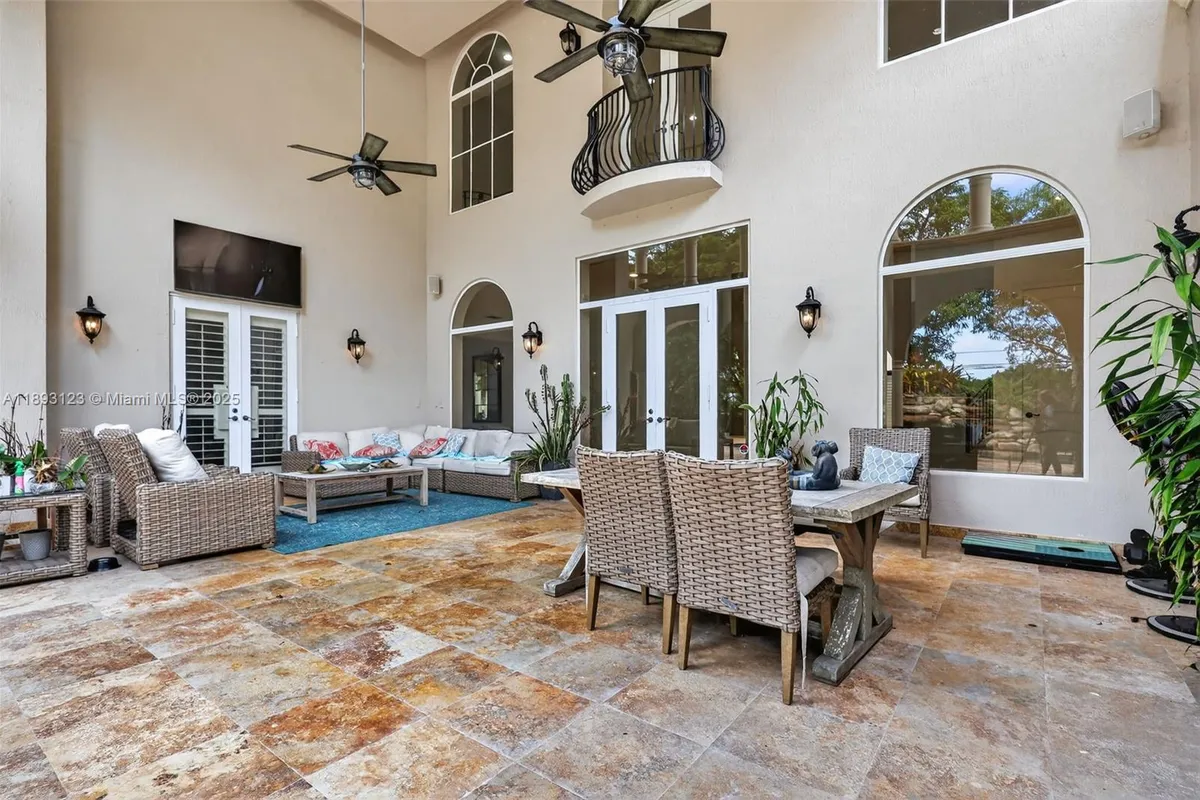 7837 SW 117th St, Pinecrest FL 33156