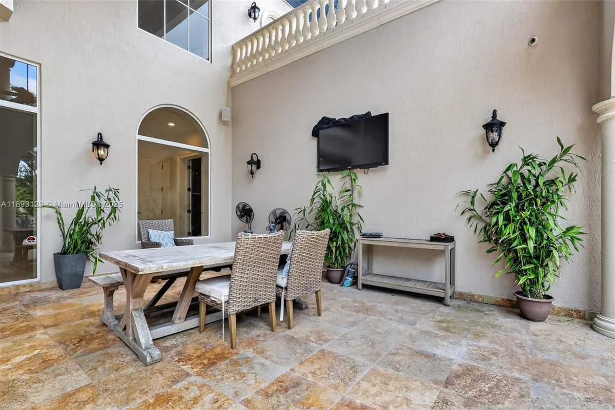 7837 SW 117th St, Pinecrest FL 33156