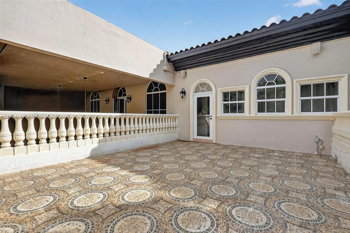 7837 SW 117th St, Pinecrest FL 33156