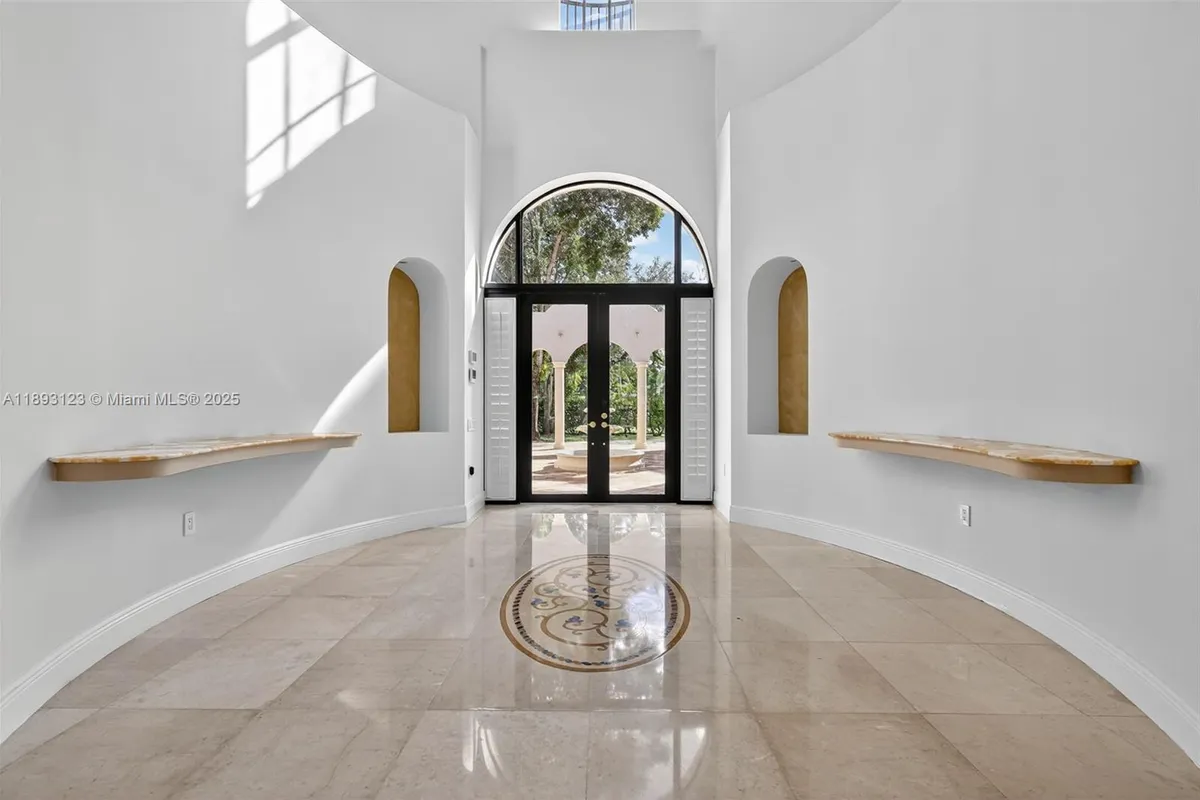 7837 SW 117th St, Pinecrest FL 33156