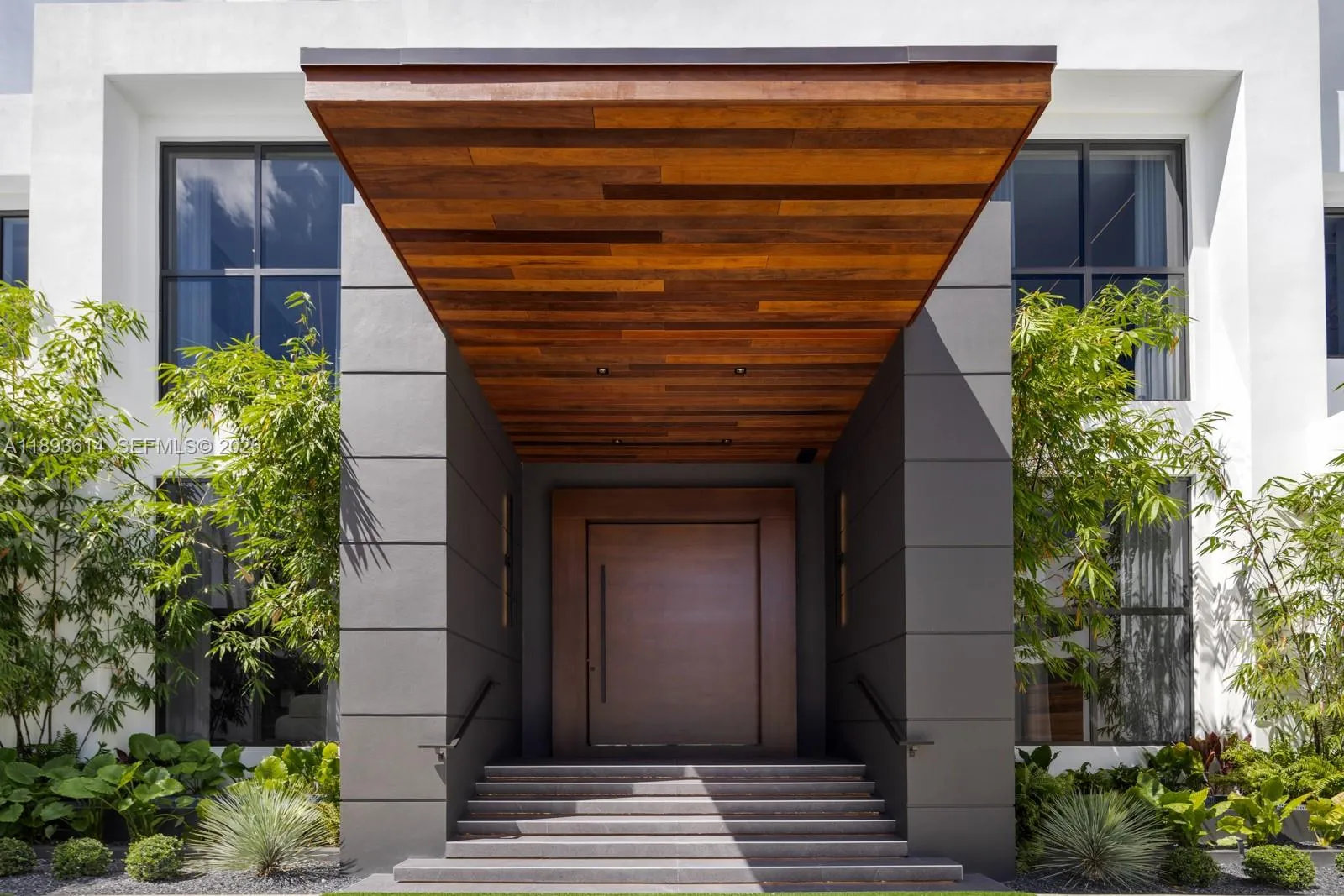 9900 SW 125th Ave, Miami FL 33186