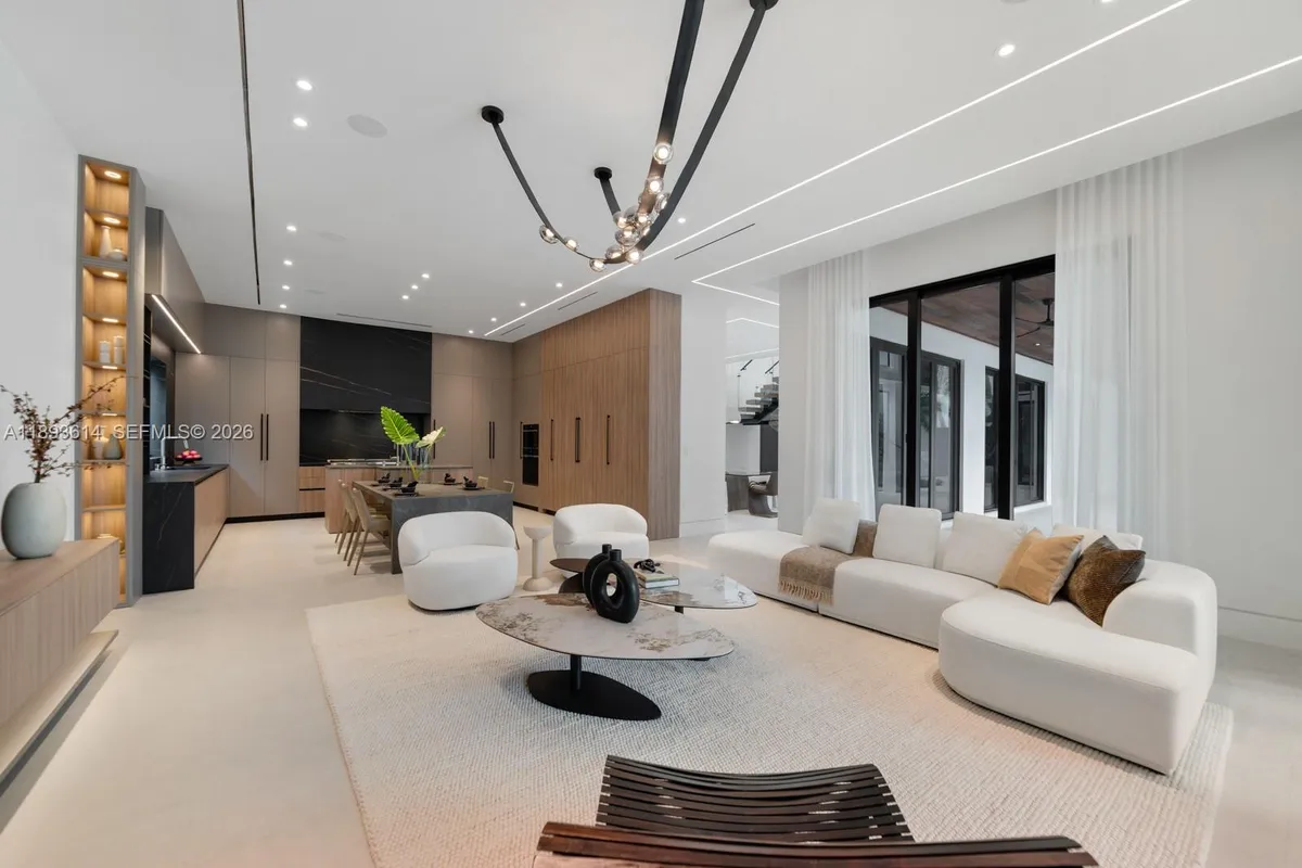 9900 SW 125th Ave, Miami FL 33186