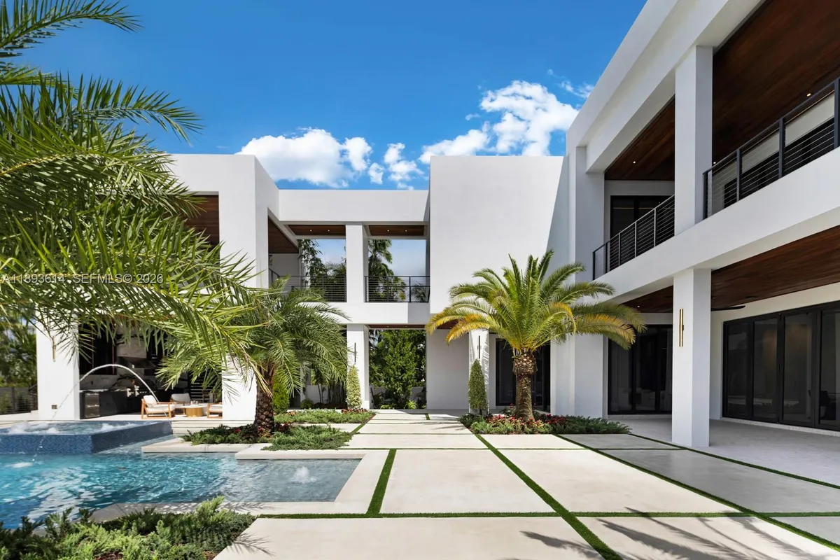 9900 SW 125th Ave, Miami FL 33186