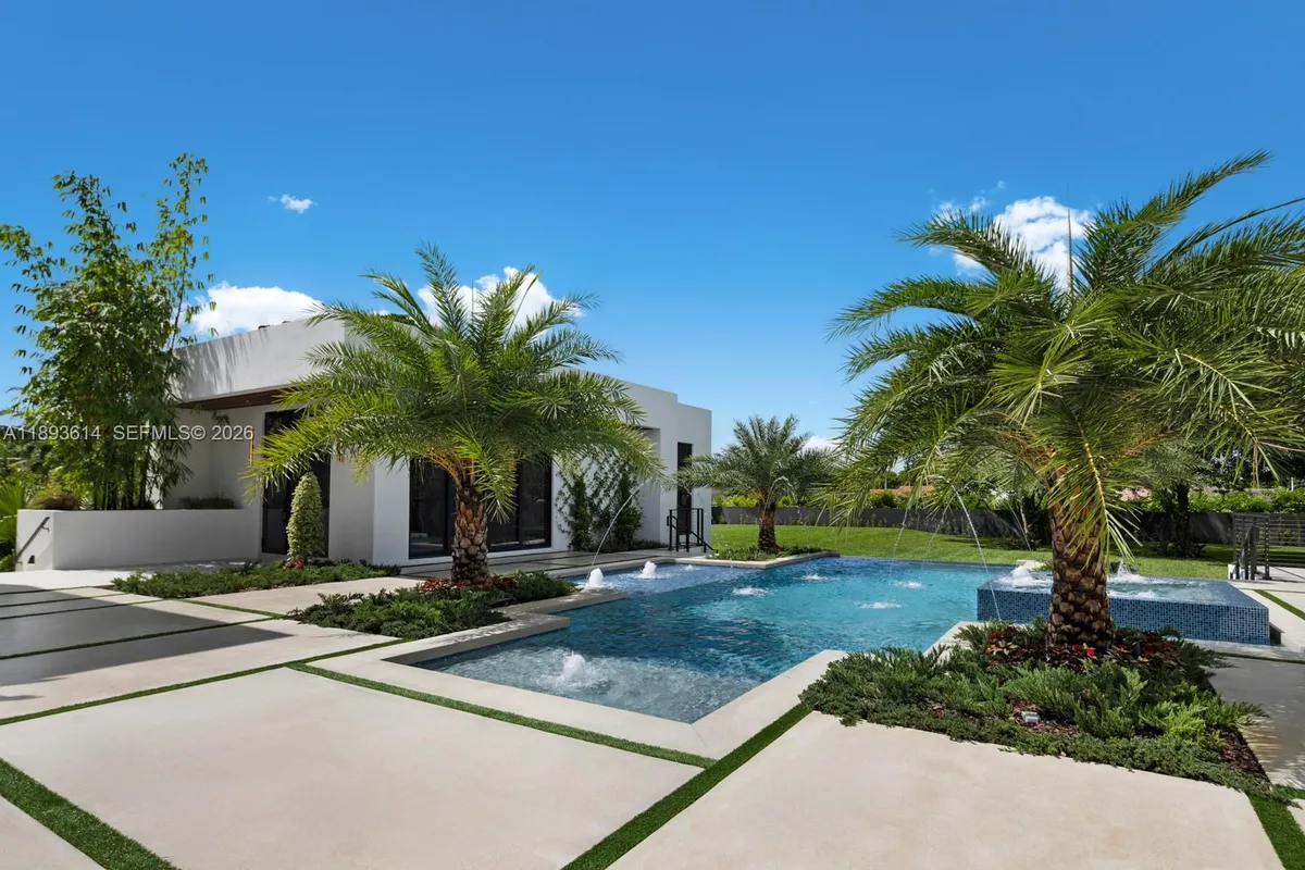 9900 SW 125th Ave, Miami FL 33186