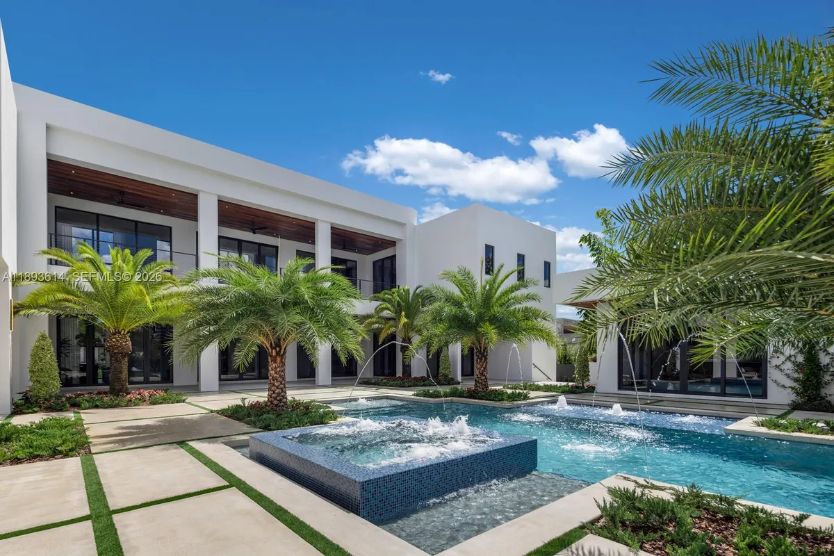 9900 SW 125th Ave, Miami FL 33186