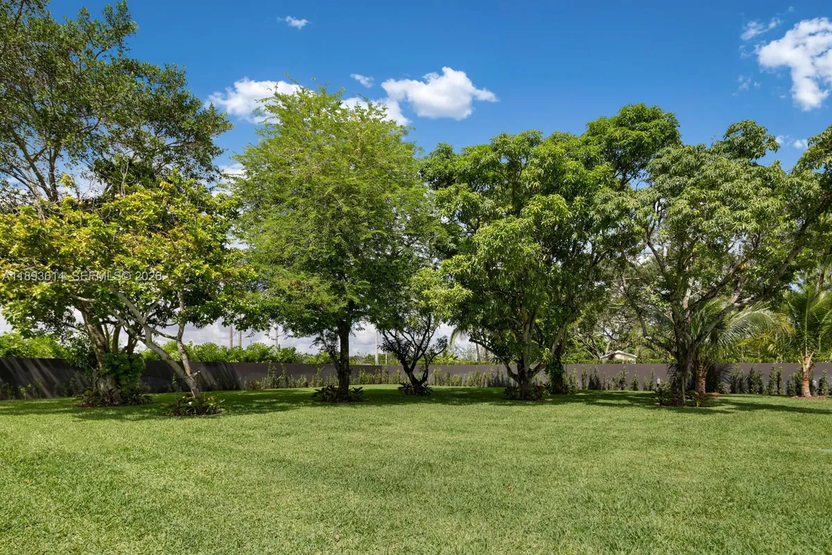 9900 SW 125th Ave, Miami FL 33186